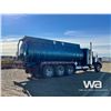 Image 3 : 2005 KENWORTH T800B TRI DRIVE TANK TRUCK