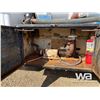 Image 22 : 2006 PETERBILT 378 14,740 L T/A SLEEPER TANK TRUCK
