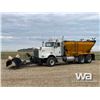 Image 1 : 2014 KENWORTH T800 PLOW & SAND TRUCK