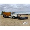 Image 2 : 2014 KENWORTH T800 PLOW & SAND TRUCK