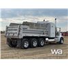 Image 3 : 2013 PETERBILT 367 TRI-DRIVE DUMP TRUCK