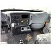Image 8 : 2004 INTERNATIONAL 4300 S/A BUCKET TRUCK