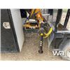 Image 15 : 2005 FORD F550 W/ EFFER 62-3S BOOM TRUCK