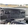 Image 10 : 2006 FORD F350 STREET AMBULANCE