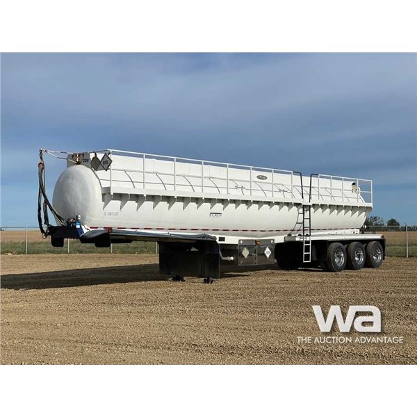 2014 COMPTANK 44,078 LITRE TRIDEM TANK TRAILER