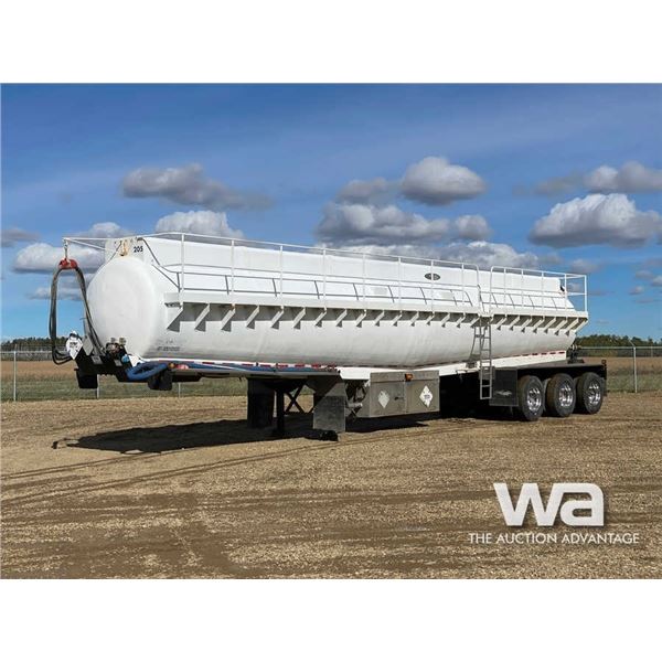 2013 COMPTANK 43,200 LITRE TRIDEM TANK TRAILER