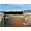 Image 18 : 2005 CASTLETON TRIDEM CLAM DUMP TRAILER