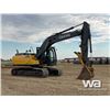 Image 2 : 2014 JOHN DEERE 210G LC HYDRAULIC EXCAVATOR