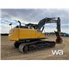 Image 3 : 2014 JOHN DEERE 210G LC HYDRAULIC EXCAVATOR