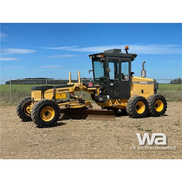 2000 CHAMPION C76A AWD MOTOR GRADER