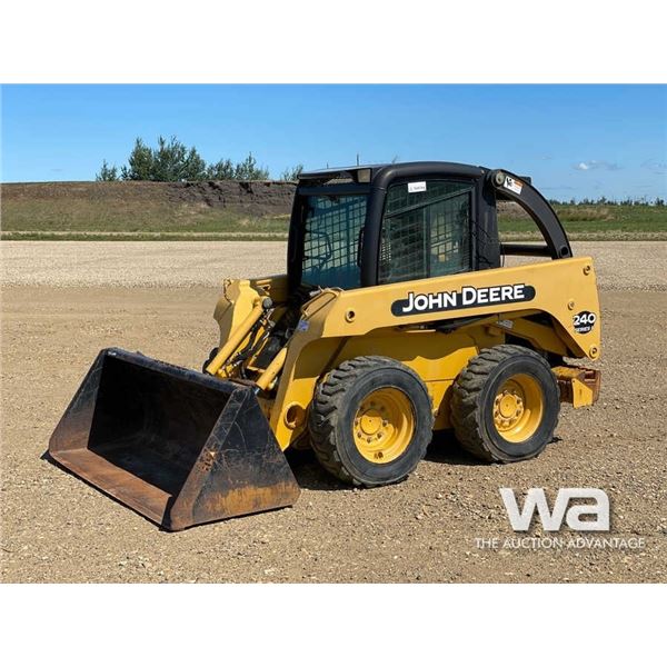 2003 JOHN DEERE 240 SERIES II SKID STEER LOADER