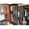 Image 18 : 2008 FLEETWOOD REVOLUTION LE 43 FT. T/A MOTORHOME