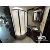 Image 19 : 2008 FLEETWOOD REVOLUTION LE 43 FT. T/A MOTORHOME