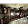 Image 22 : 2008 FLEETWOOD REVOLUTION LE 43 FT. T/A MOTORHOME
