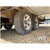 Image 19 : 1995 GLENDALE 33RLG 5TH WHEEL TRAVEL TRAILER