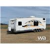 Image 1 : 2004 GEAR BOX 330FS TOY HAULER TRAVEL TRAILER