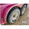 Image 10 : 1999 GOERTZEN 5TH WHEEL T/A STOCK TRAILER