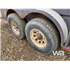 Image 11 : 1992 WY-LEE TANDEM STOCK TRAILER