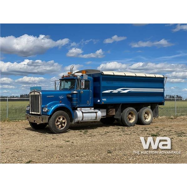 1981 KENWORTH W900 T/A GRAIN TRUCK