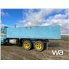 Image 22 : 1961 KENWORTH 923 T/A GRAIN TRUCK