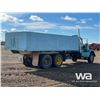 Image 3 : 1961 KENWORTH 923 T/A GRAIN TRUCK