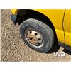 Image 16 : 2003 FORD E350 S/A VAN TRUCK