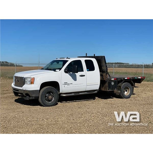 2007 GMC SIERRA E-CAB FLATBED TRUCK