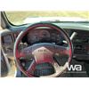Image 10 : 2006 GMC SIERRA CREW CAB FLAT DECK PICKUP