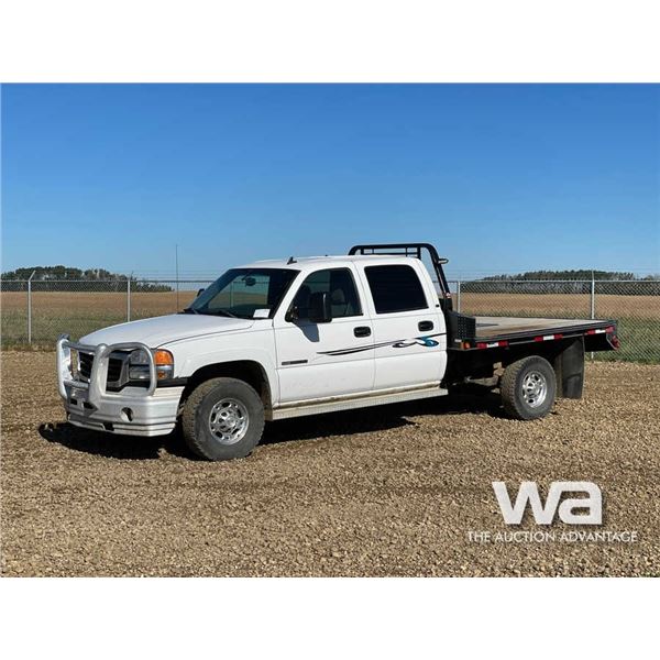 2006 GMC SIERRA CREW CAB FLAT DECK PICKUP