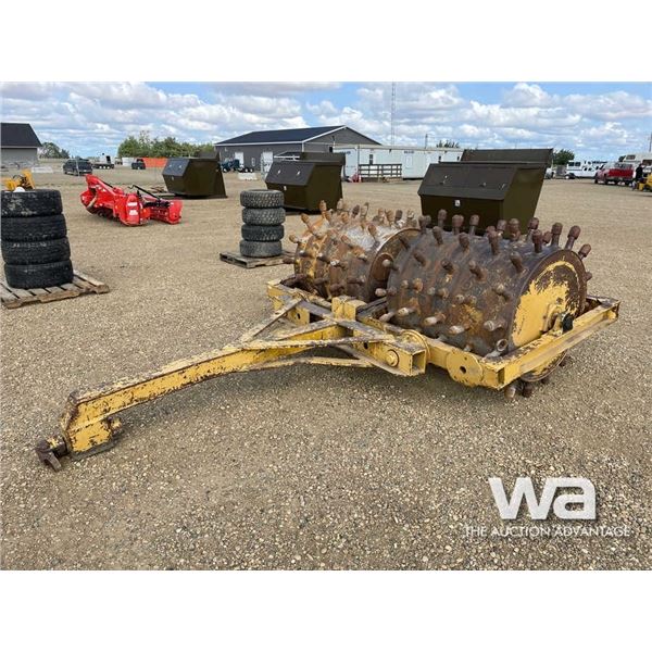 TOW BEHIND SHEEP FOOT PACKER