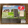 Image 1 : (7) 200W MOTION SENSOR LED SOLAR FLOOD LIGHT