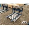 Image 1 : 48" SKID STEER PALLET FORKS