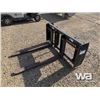 Image 1 : 48" TRACTOR PALLET FORKS