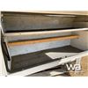 Image 8 : CUSTOM BUILT ALUMINUM SLIDE-IN SERVICE BODY