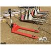Image 2 : CAN LIFT 4,500LB PALLET JACK