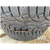 Image 5 : (UNUSED) (4) CENTARA SNOW CUTTER 225/65R17 TIRES
