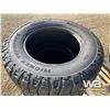 Image 3 : (4) MICKEY THOMPSON LT305/60R18 TRUCK TIRES