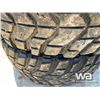 Image 5 : (3) MICKEY THOMPSON 315/75 R16 TIRES