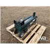 Image 3 : YARDWORKS 6.5 TON WOOD SPLITTER