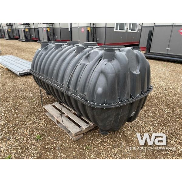 2,000 L POLY SEPTIC TANK