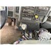 Image 9 : 2004 INTERNATIONAL 7600 T/A FRESH WATER TRUCK