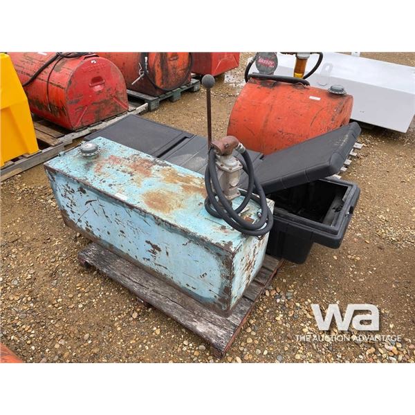 SQUARE SLIPTANK & POLY TOOL BOX
