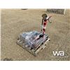 Image 1 : BENCH GRINDER & HOIST