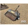 Image 3 : LAWN AREATOR/SPREADER