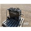 Image 2 : PANASONIC GUNSLINGER 260 WIRE FEED GAS WELDER