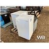 Image 2 : MOFFAT 5 CUBE DEEP FREEZE, CROSLEY MINI FRIDGE