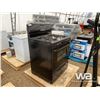 Image 2 : CROSLEY OVEN