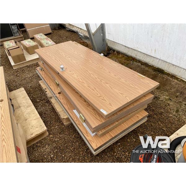 PALLET OF DOORS