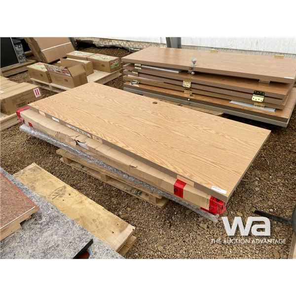 PALLET OF DOORS