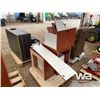 Image 4 : DRAWERS, CABINET DOORS